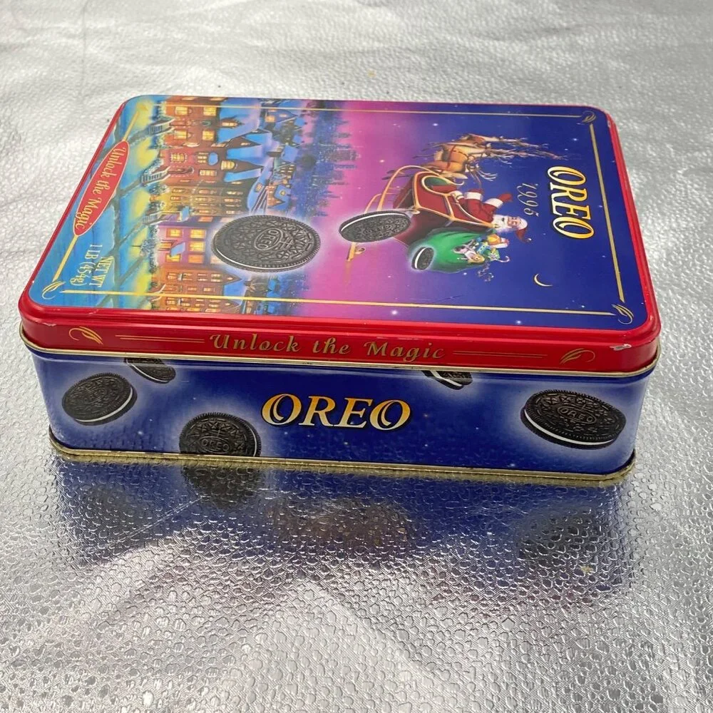 Vintage Oreo 1995 Christmas Collectible Tin Santa Sleigh Advertising‎ Decor